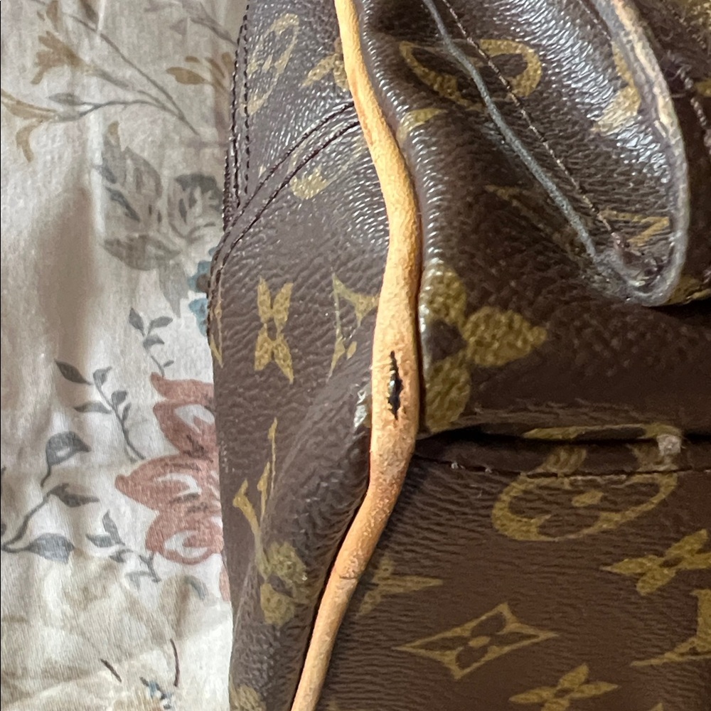 Louis Vuitton manhattan Bag - Picture 8 of 9